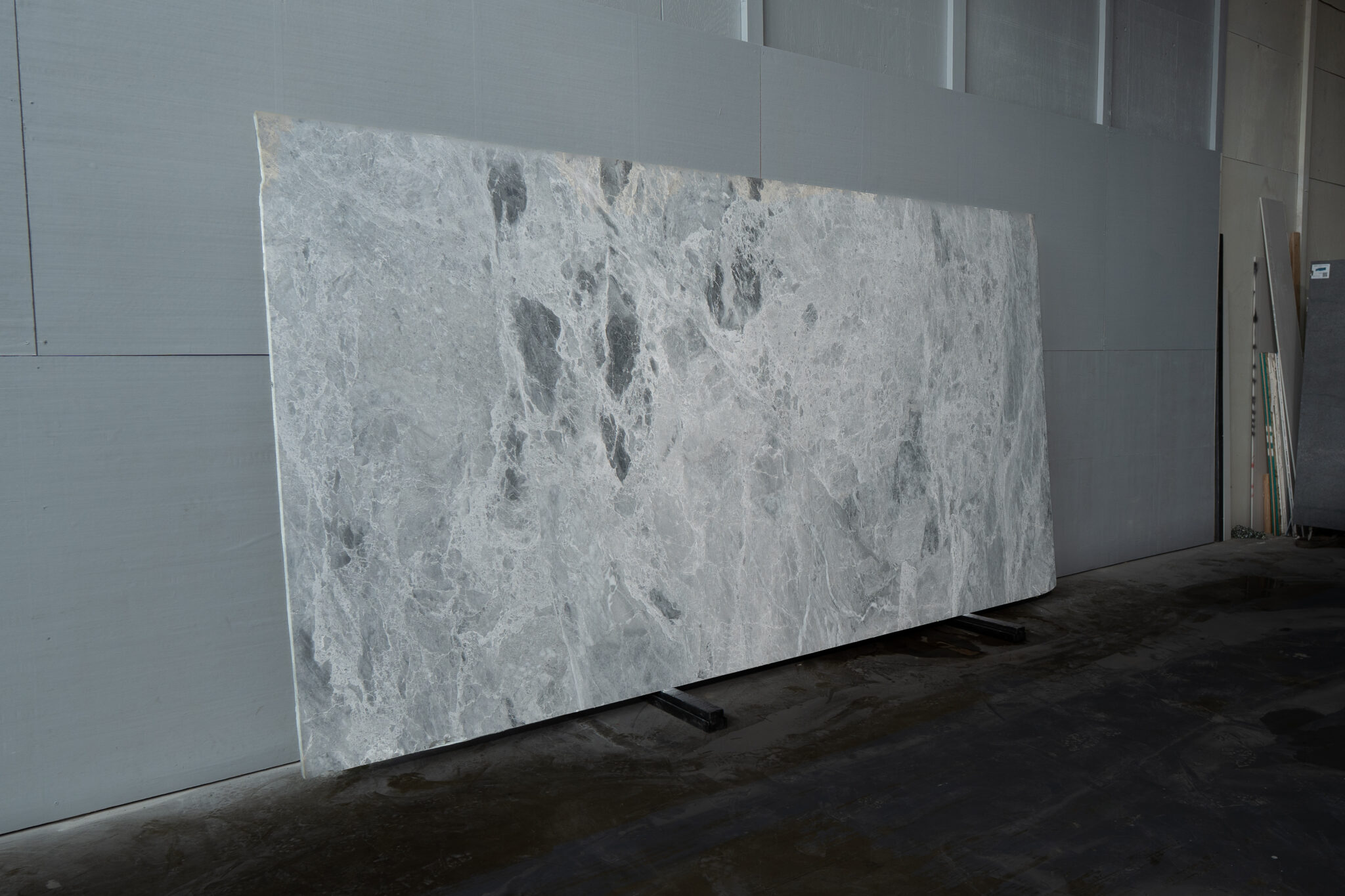 Amazing Grey – CAVA SURFACES