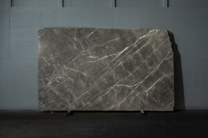 Item_Img_1052_Grigio_Collemandina_2cm_Polished_Marble_Blk_1590-scaled