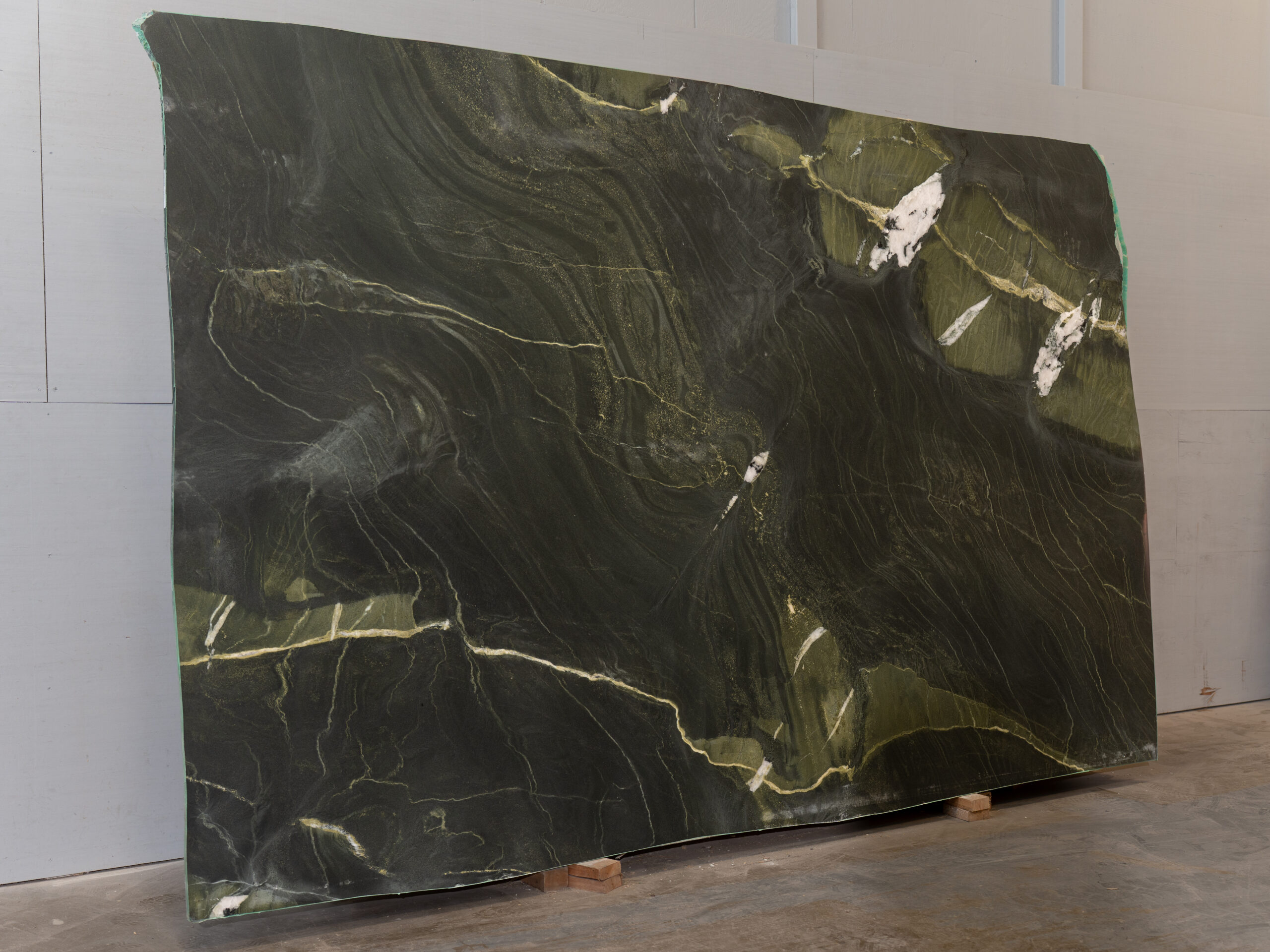 Avocatus Quartzite Slab – CAVA SURFACES